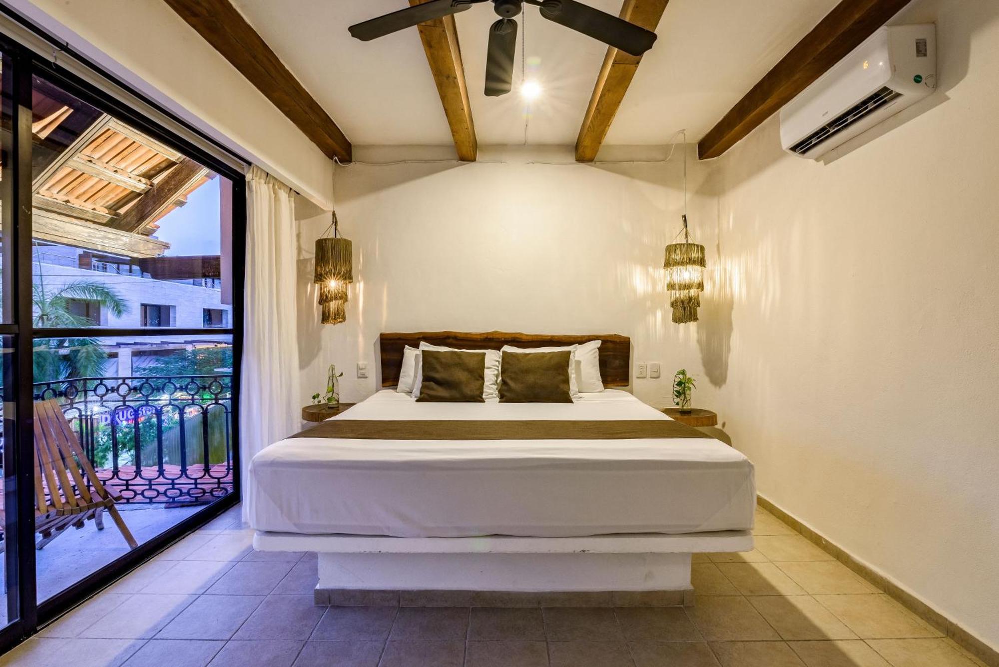 Hotel Banana Boutique & Spa - 5Th Av Плая-дель-Кармен Экстерьер фото