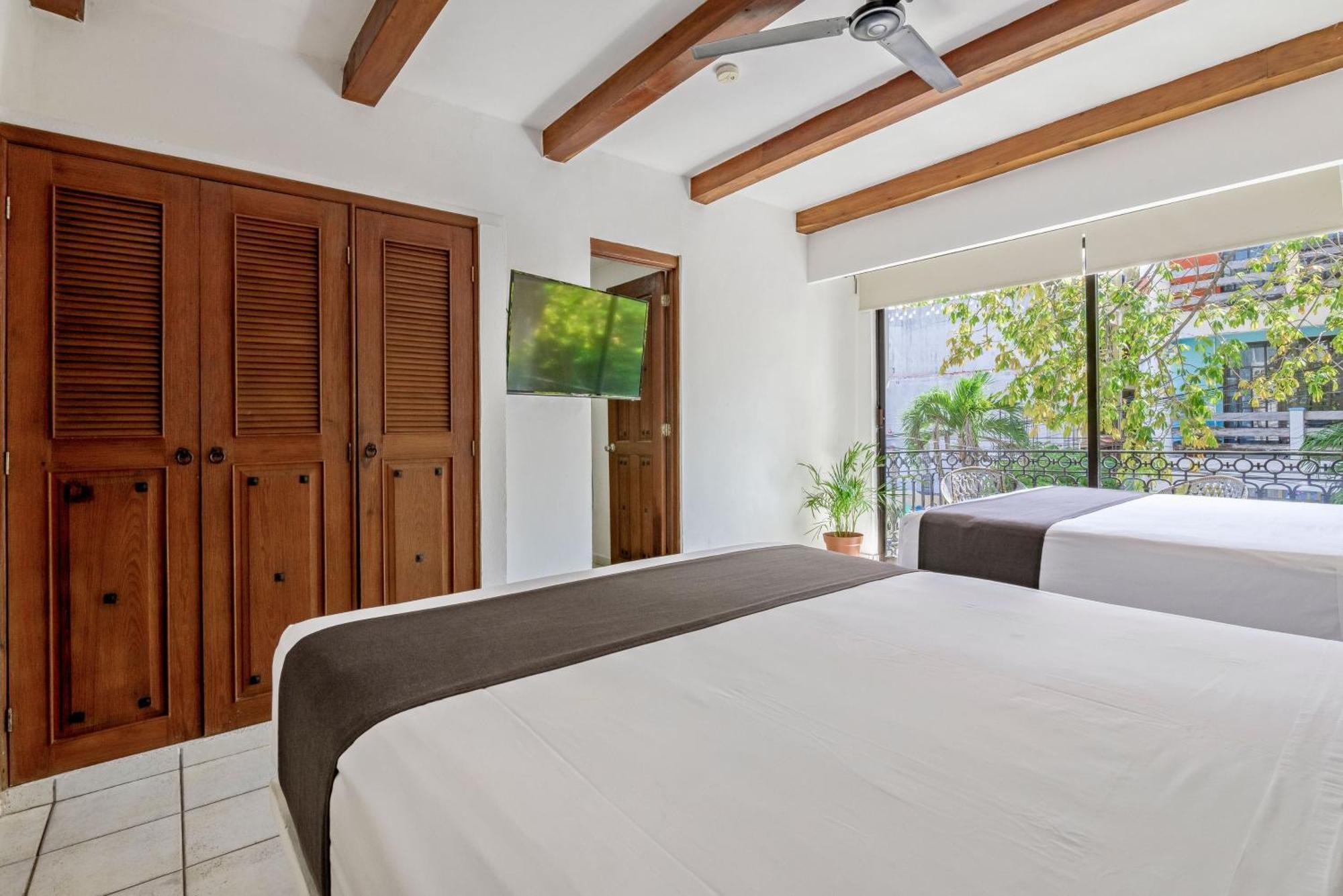 Hotel Banana Boutique & Spa - 5Th Av Плая-дель-Кармен Экстерьер фото