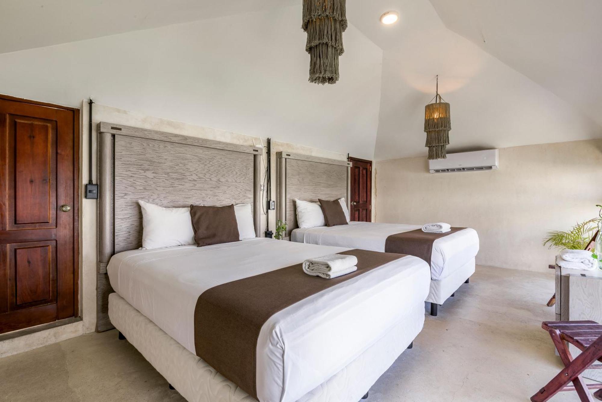 Hotel Banana Boutique & Spa - 5Th Av Плая-дель-Кармен Экстерьер фото